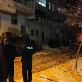 Şanlıurfa'da 5 çocuk annesi, evinde ölü bulundu