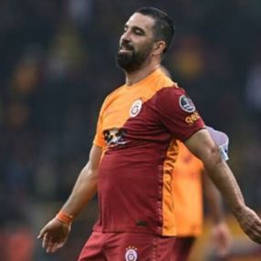 Arda Turan: Şampiyonluğu kaybettik, utanç duyuyorum
