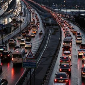 İstanbul'da trafik yüzde 90'a çıktı