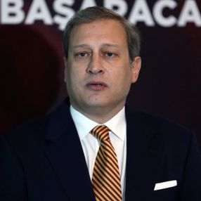 Burak Elmas, taraftarların sohbet odasına girdi