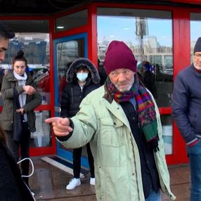 İstanbul'da otogarların faaliyeti durdurulunca, yasağı minibüsle deldiler