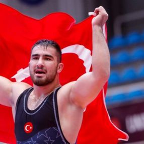 Feyzullah Aktürk Avrupa Şampiyonu