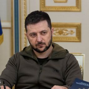 Ukrayna Devlet Başkanı Vladimir Zelensky, AB yolundaki ilk adımı attı