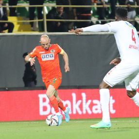 Ziraat Türkiye Kupası Yarı Final maçında Sivasspor Alanyaspor'u ilk maçta yendi