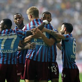 Trabzonspor, Adana Demirspor'u 3-1 mağlup etti