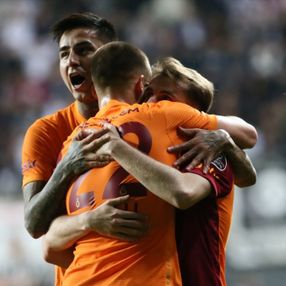 Galatasaray, Altay'ı tek golle geçti