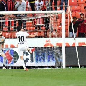Bahis kuponu yatan taraftar, Muhammet Demir'i CİMER'e şikayet etti