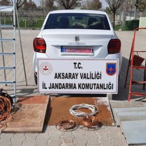 Aksaray'da hırsız düğün arabası süsü verdiği aracıyla yakalandı