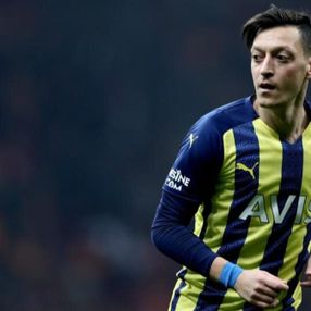 Mesut Özil: Hayal kırıklığı yaşıyorum