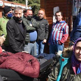 Trabzon'da Antalya maçı için bilet kuyruğu oluştu
