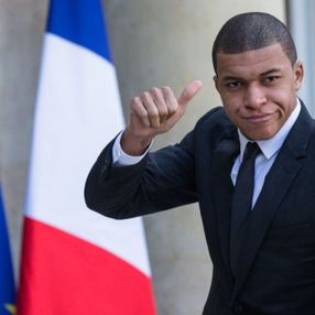 Cumhurbaşkanlığı seçimlerinde Mbappe'ye oy çıktı