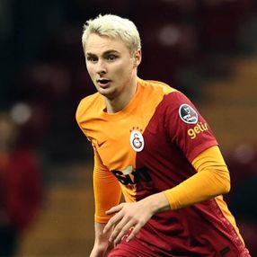 Victor Nelsson'a Avrupa'dan iki talip