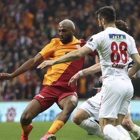 Sivasspor, Galatasaray’ı 3 golle mağlup etti