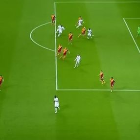 Sivassporlu Ahmet Oğuz'un Muslera'yı çaresiz bırakan golü