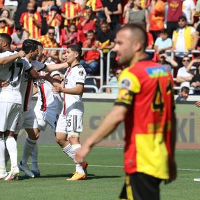 Beşiktaş, Göztepe'yi 2 golle mağlup etti