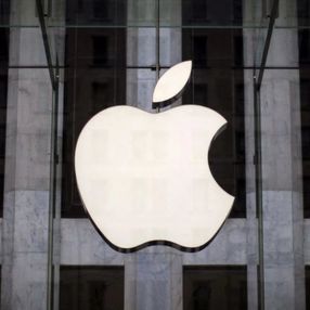 Apple, çalışanları haftada 3 gün ofise çağırma planını erteledi