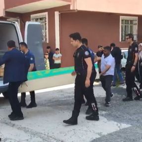 Tekirdağ'da cinnet getiren kadın, kızını bıçakla öldürdü