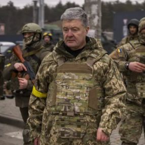 Petro Poroşenko: Ordu, benim çocuğum gibi