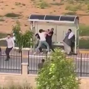 Şanlıurfa'da sürücülerin yol verme kavgası