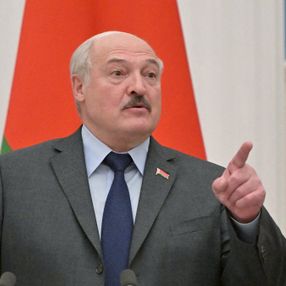 Aleksandr Lukaşenko: Polonya, Ukrayna'nın batısını ele geçirmek istiyor