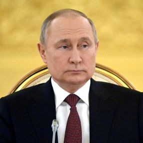 MI6'in eski Başkanı Dearlove: Putin, 2023'te gidecek