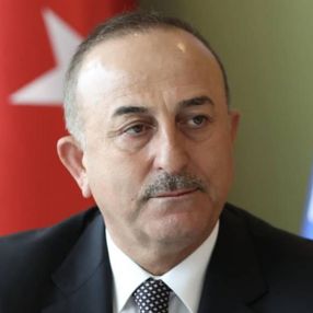 Mevlüt Çavuşoğlu: İsveç ve Finlandiya’dan yazılı mutabakat istiyoruz