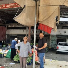 'Şemsiye ile uçan adam' uzay yolculuğuna gitmek istiyor