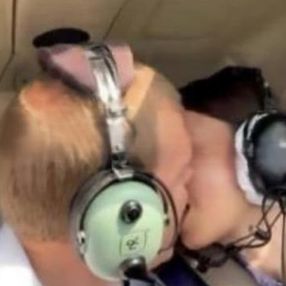 Rusya'da pilot, öğrencisiyle uçakta cinsel ilişkiye girdi