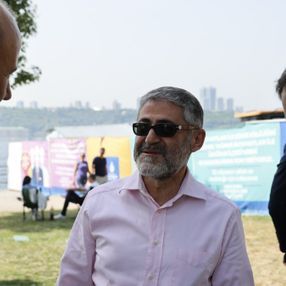 Nureddin Nebati, İstanbul'da vatandaşları dinledi