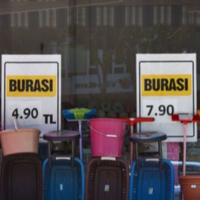 Tüketiciler Birliği Antalya Şube Başkanı: '1 kuruştan 10 bin TL tazminat alabilirsiniz'