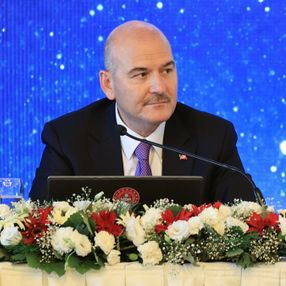 Süleyman Soylu, geri itmeyi inkar eden Yunan parlamenterleri susturdu
