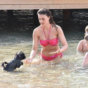 Burcu Özberk mekanı terk etti