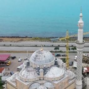 Giresun'da semaver şeklinde minare: Çayımızı tanıtmak istedik