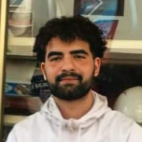 Mersin'de yan bakma kavgası can aldı
