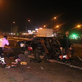 Bolu'da araç bariyerleri parçaladı: 2 ölü, 2 yaralı