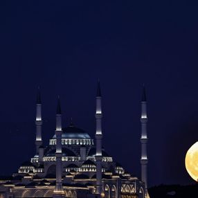 İstanbul'da süper dolunay