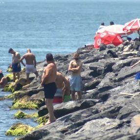 İstanbullular deniz kenarlarına akın etti