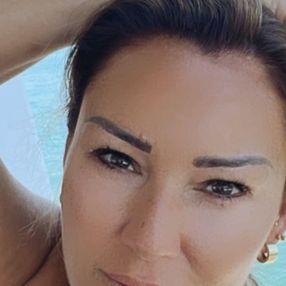 P�nar Altu�, teknede amuda kalkt�