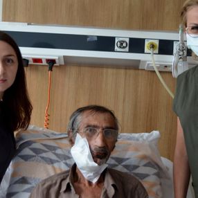 Trabzon'da tümör nedeniyle su bile yutamıyordu: Sağlığına kavuştu