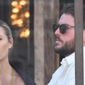 Chloe Loughnan, sevgilisini T�rkiye'ye getirdi