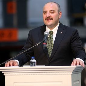 Mustafa Varank: Global firmalar nasıl Türkiye'de yatırım yaparız diye araştırıyorlar
