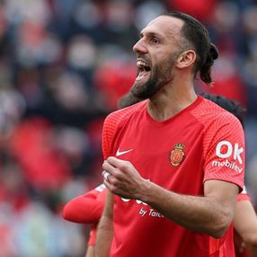 Vedat Muriç imzayı attı, Fenerbahçe de kazandı