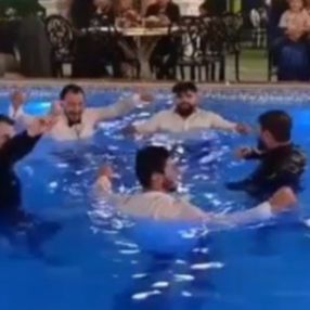 Bursa'da havuza atılan damat arkadaşlarıyla çiftetelli oynadı