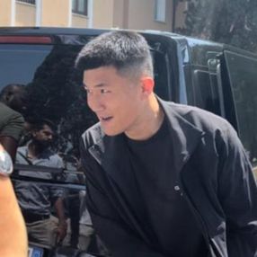 Kim Min Jae Napoli için İtalya'da