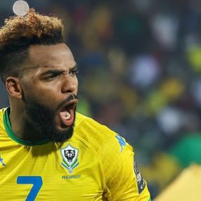 Fenerbahçe'de gündem Aaron Boupendza