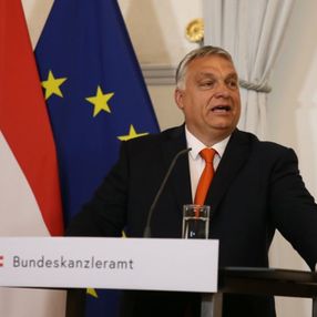 Macaristan'dan AB'ye: Rusya stratejisinden vazgeçin