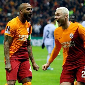 Sevilla, Victor Nelsson'a talip oldu