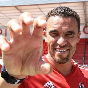 Valerien Ismael, yeni oyun sistemine geçiyor