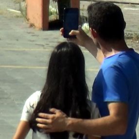 Edirne'de KPSS sınavına giren kadın selfie uğruna sınava son anda yetişti