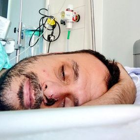 HIV, koronavirüs ve maymun çiçeğini geçirdi, damgalanmaktan kurtulamadı
